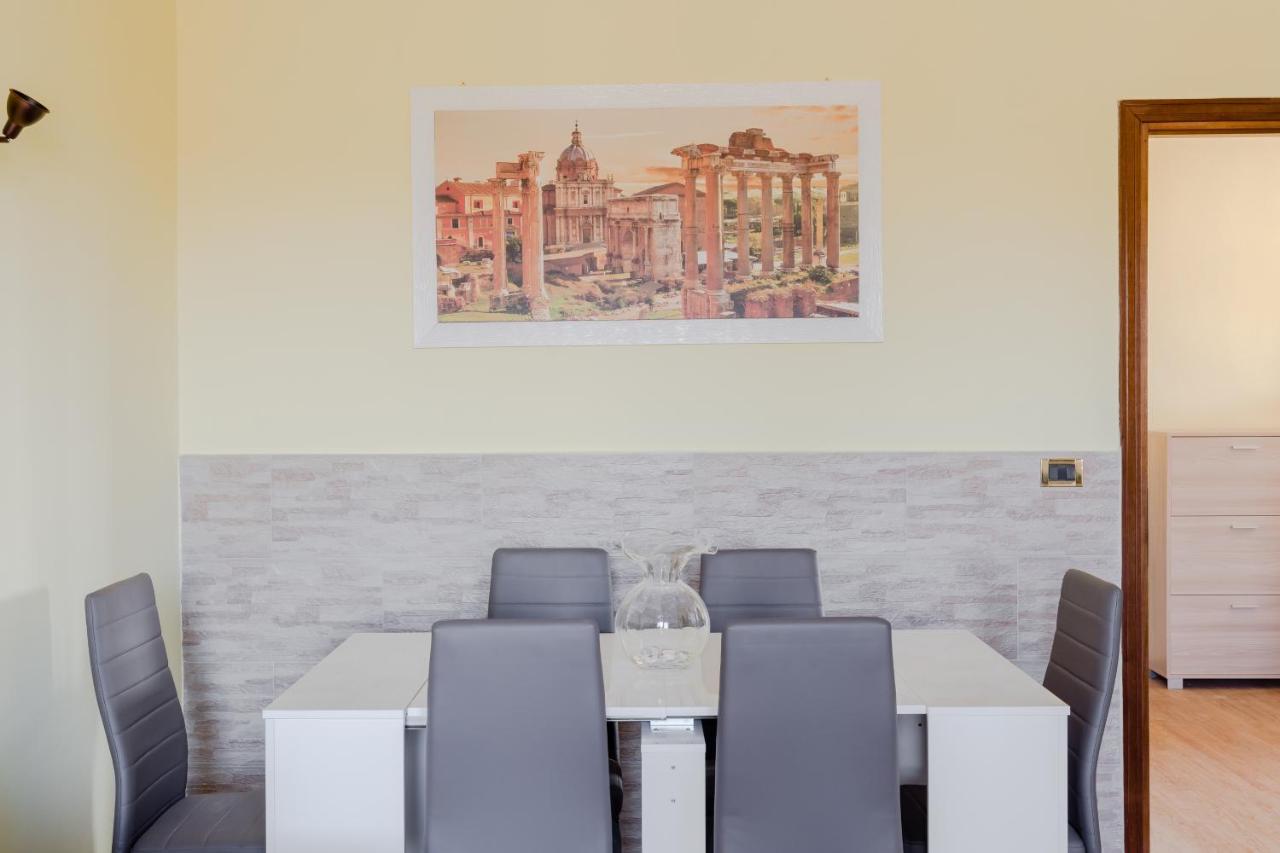 Le Rondini Apartment, 5 Persone, 2 Balconi, Policlinico Tor Vergata E Casilino Rome Extérieur photo