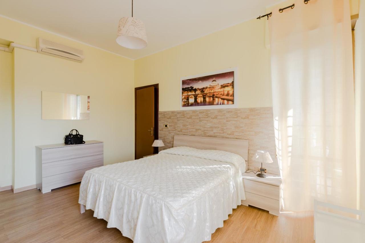 Le Rondini Apartment, 5 Persone, 2 Balconi, Policlinico Tor Vergata E Casilino Rome Extérieur photo