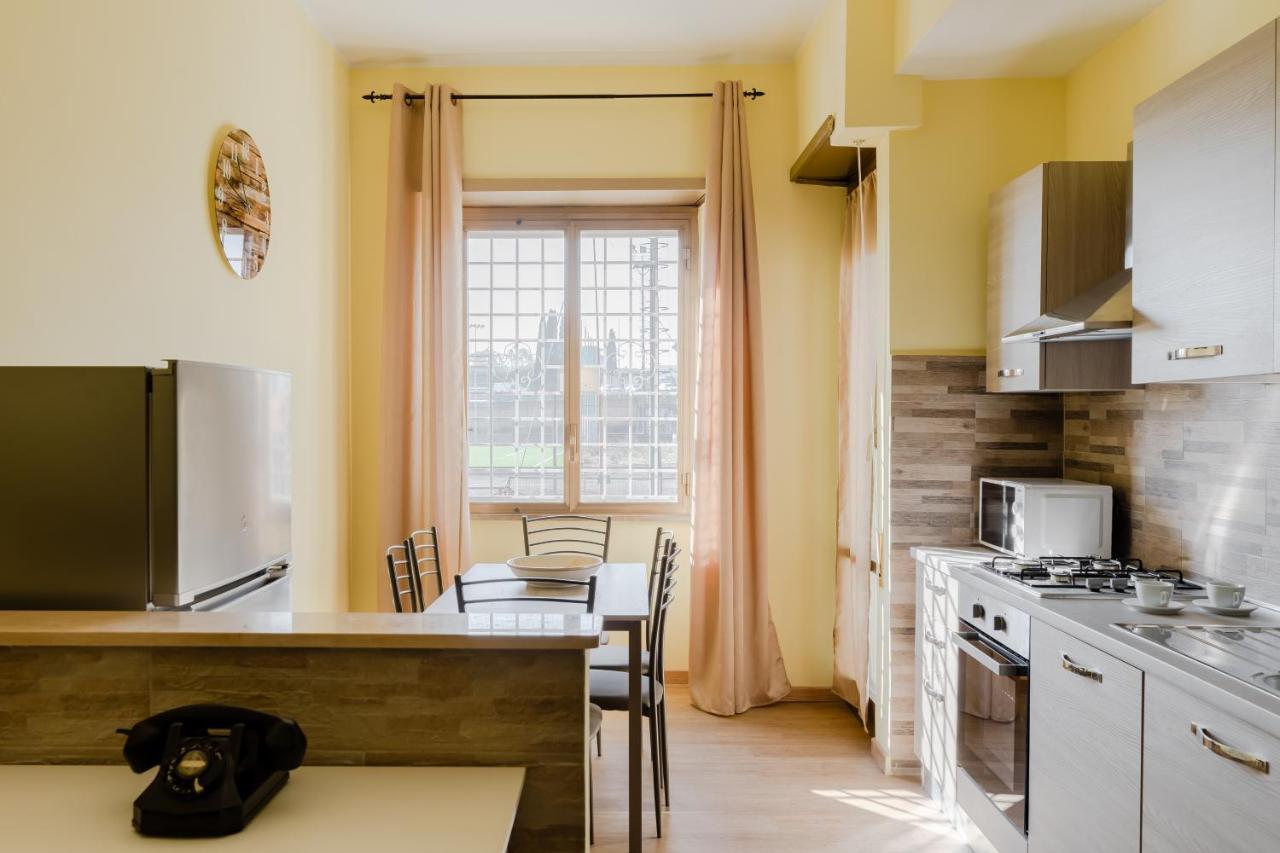 Le Rondini Apartment, 5 Persone, 2 Balconi, Policlinico Tor Vergata E Casilino Rome Extérieur photo