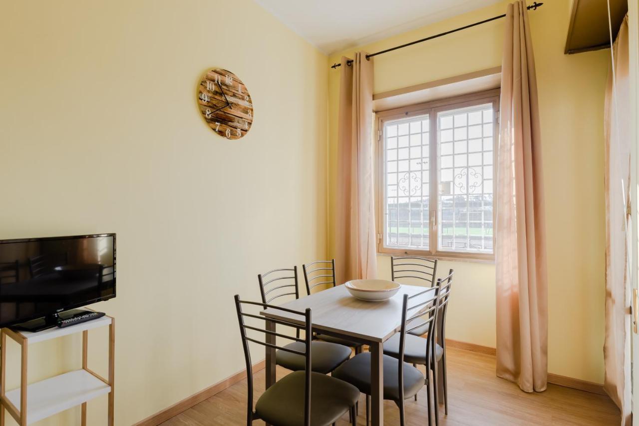 Le Rondini Apartment, 5 Persone, 2 Balconi, Policlinico Tor Vergata E Casilino Rome Extérieur photo