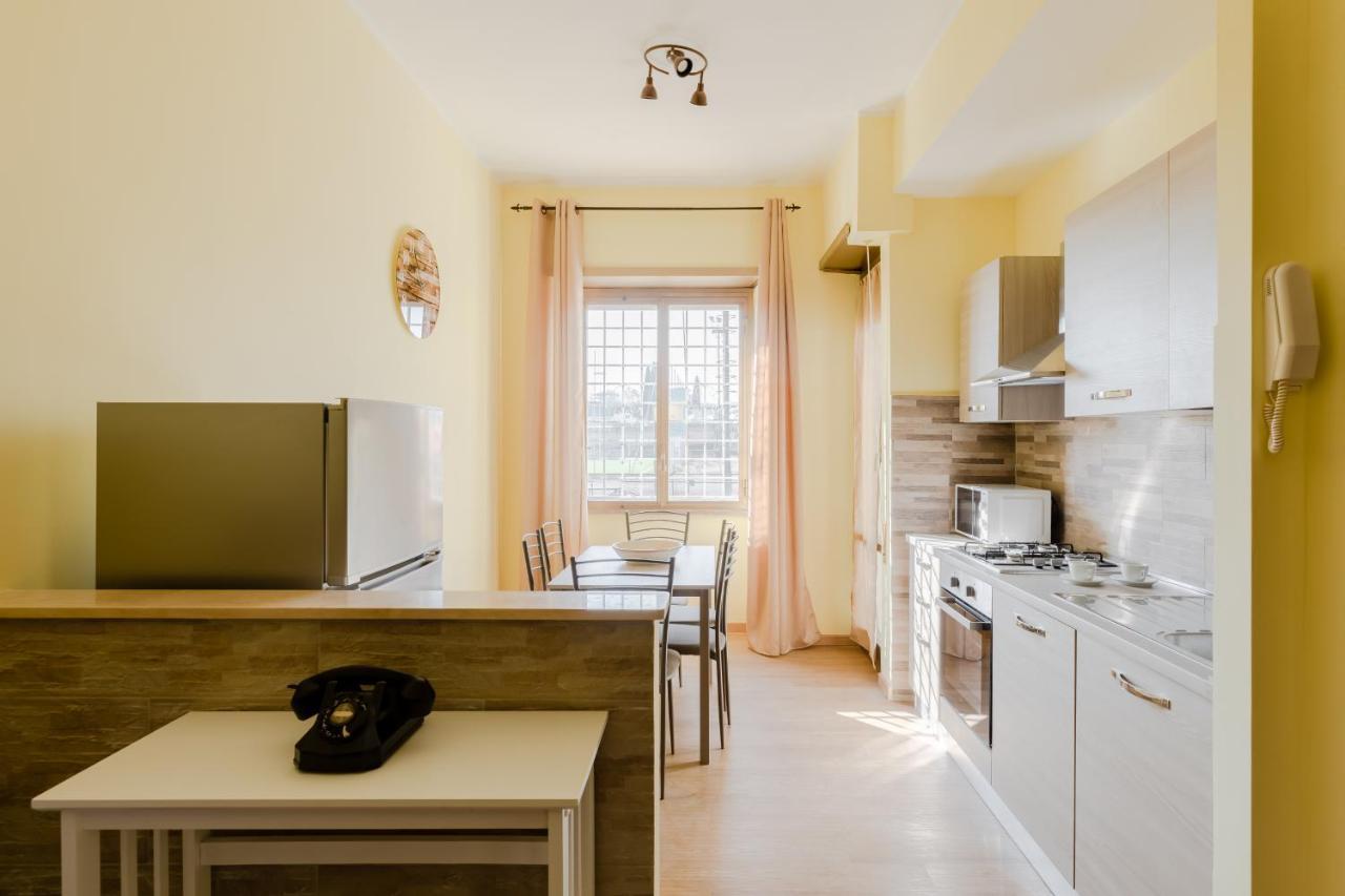 Le Rondini Apartment, 5 Persone, 2 Balconi, Policlinico Tor Vergata E Casilino Rome Extérieur photo